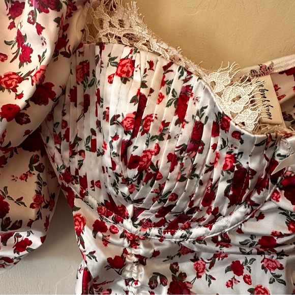 FOR LOVE & LEMONS Melrose Dress Floral Print Mini Bodycon Lace Red White - Picture 3 of 8